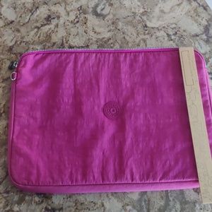 Kipling computer sleeve 🩷